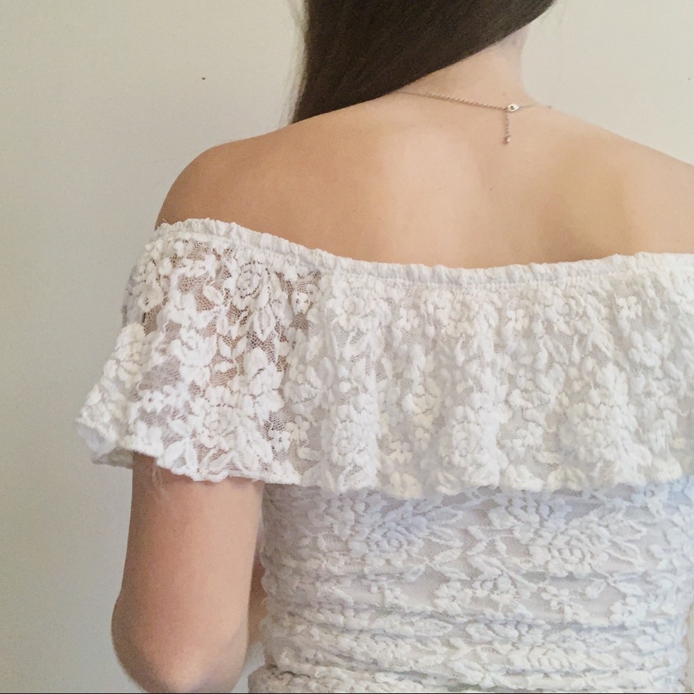 BOGO 1/2 OFF white off the shoulder lace top - Picture 4 of 6